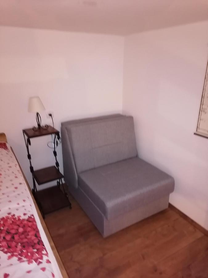 Apartman Stimac Петроварадин Екстер'єр фото